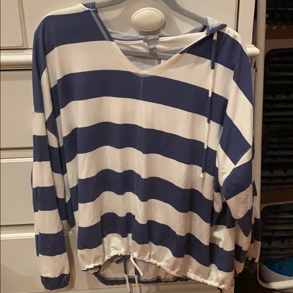 Aerie Long Sleeve Light Hoodie/Shirt